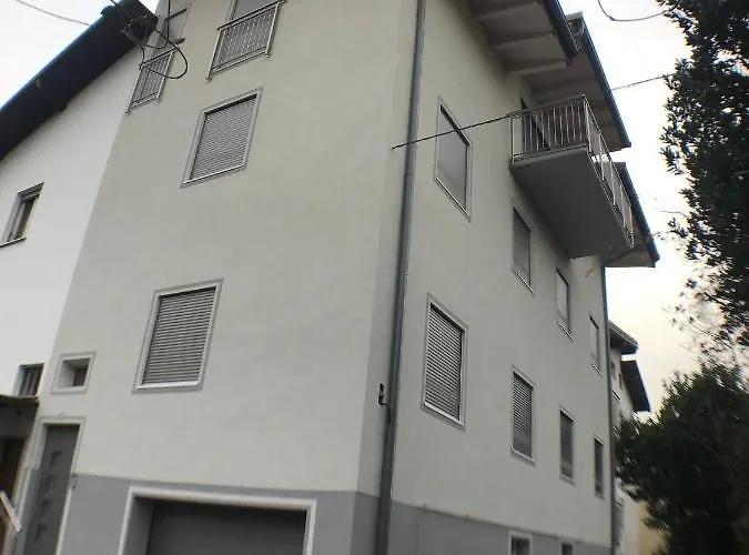 Milpi Apartments